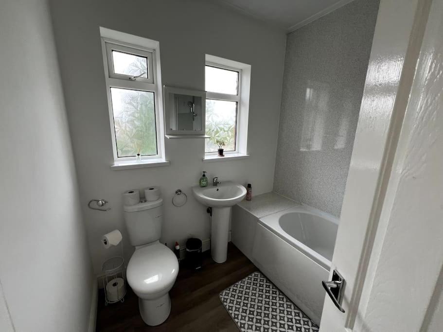 Numero Venti Aparthouse Wifi Parking Hot Tub Newcastle upon Tyne Dış mekan fotoğraf