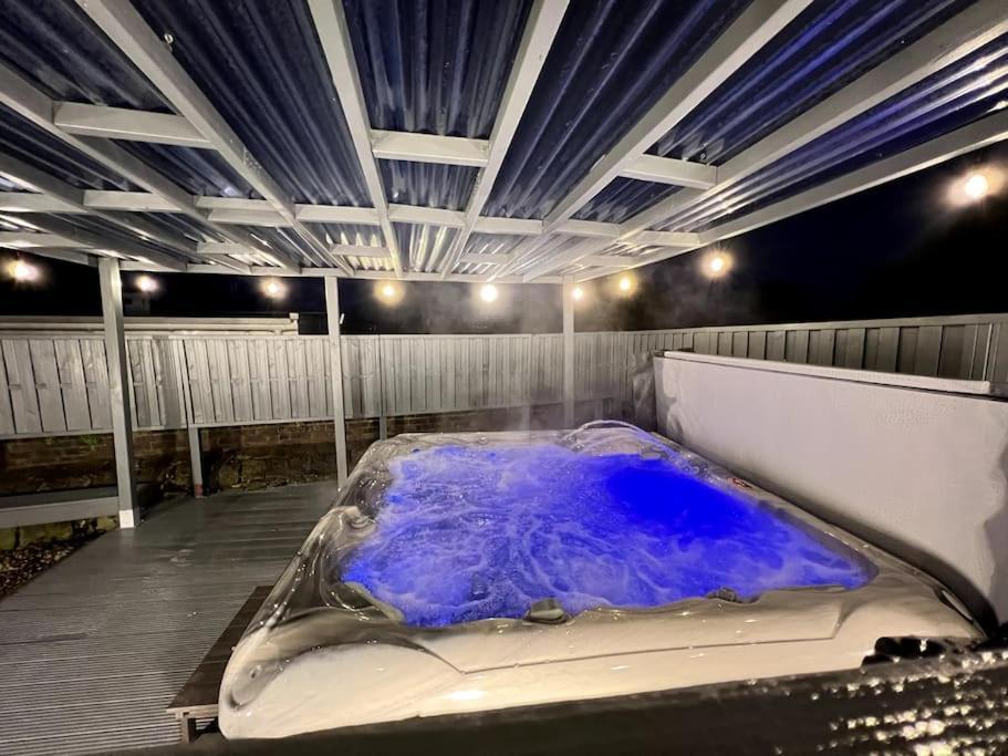 Numero Venti Aparthouse Wifi Parking Hot Tub Newcastle upon Tyne Dış mekan fotoğraf