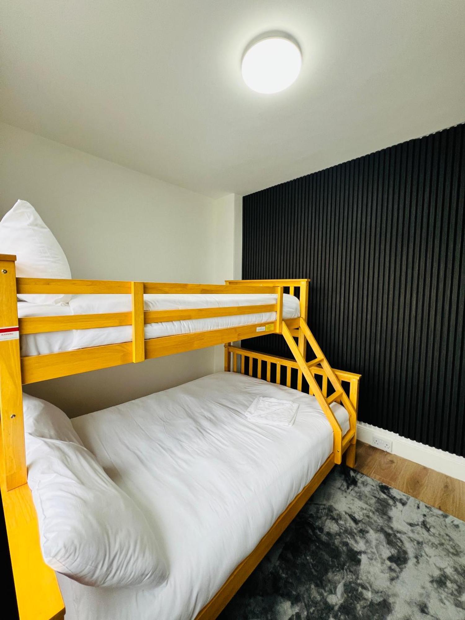 Numero Venti Aparthouse Wifi Parking Hot Tub Newcastle upon Tyne Dış mekan fotoğraf