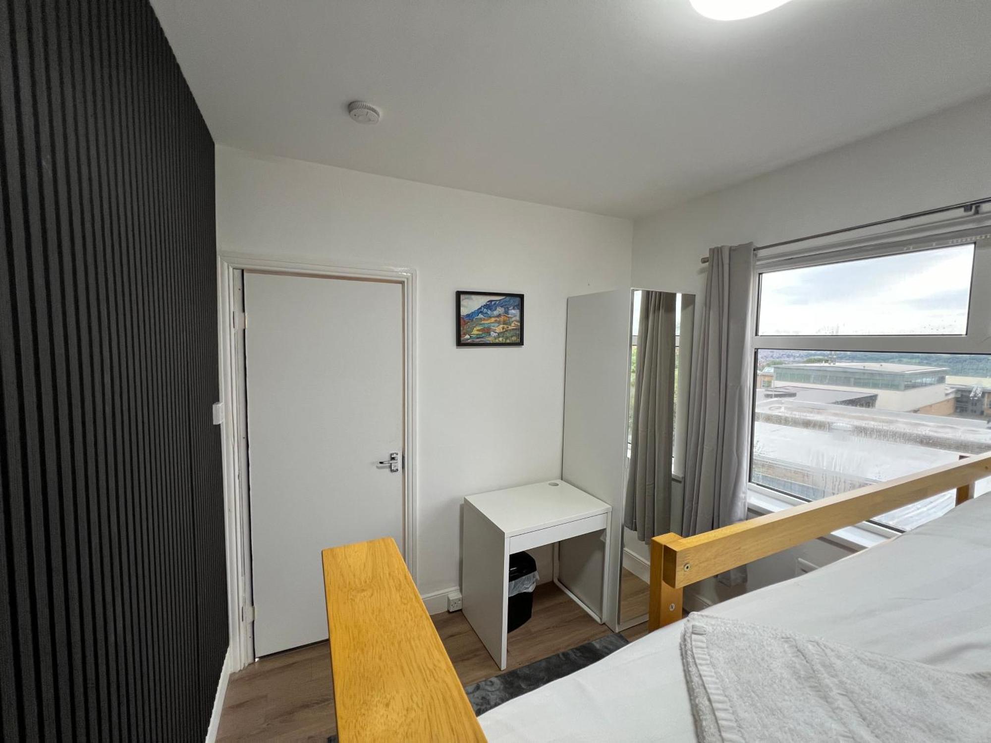 Numero Venti Aparthouse Wifi Parking Hot Tub Newcastle upon Tyne Dış mekan fotoğraf